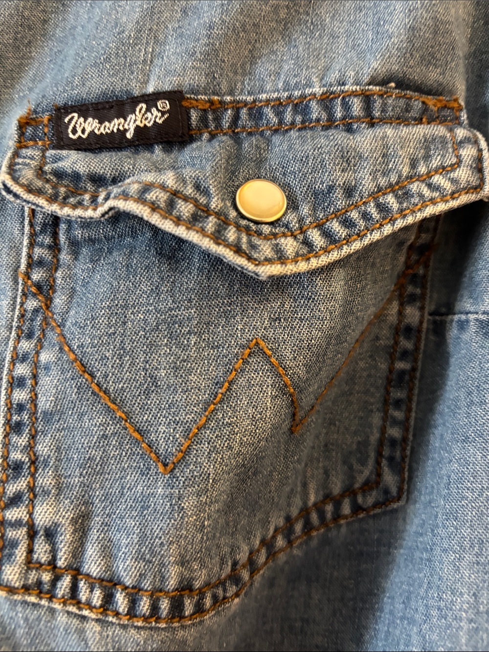 Wrangler Denim Retro Denim pearl snap Western Shirt - Light Blue - Picture 4 of 5
